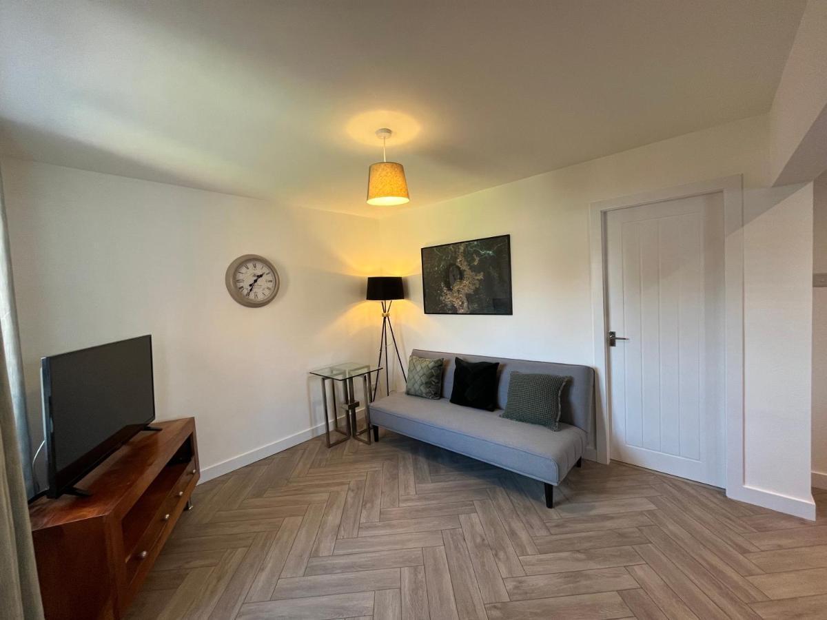 Contemporary 1 Bedroom Apartment Normanton  Eksteriør bilde
